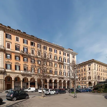 Piazza Vittorio Emanuele Ii Classic Apartament *